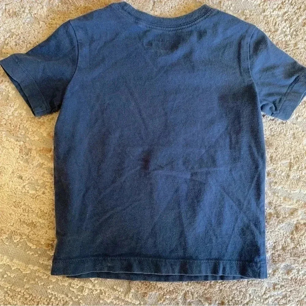 OshKosh B’Gosh Dirt Squad Short Sleeve Tee Shirt Blue Green Crew Neck: 18 M - Picture 5 of 5